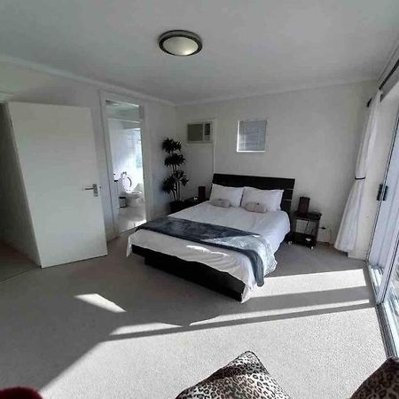 Waterfront - 1 South Quay Lovely Two Bed On Water Knysna Exterior foto