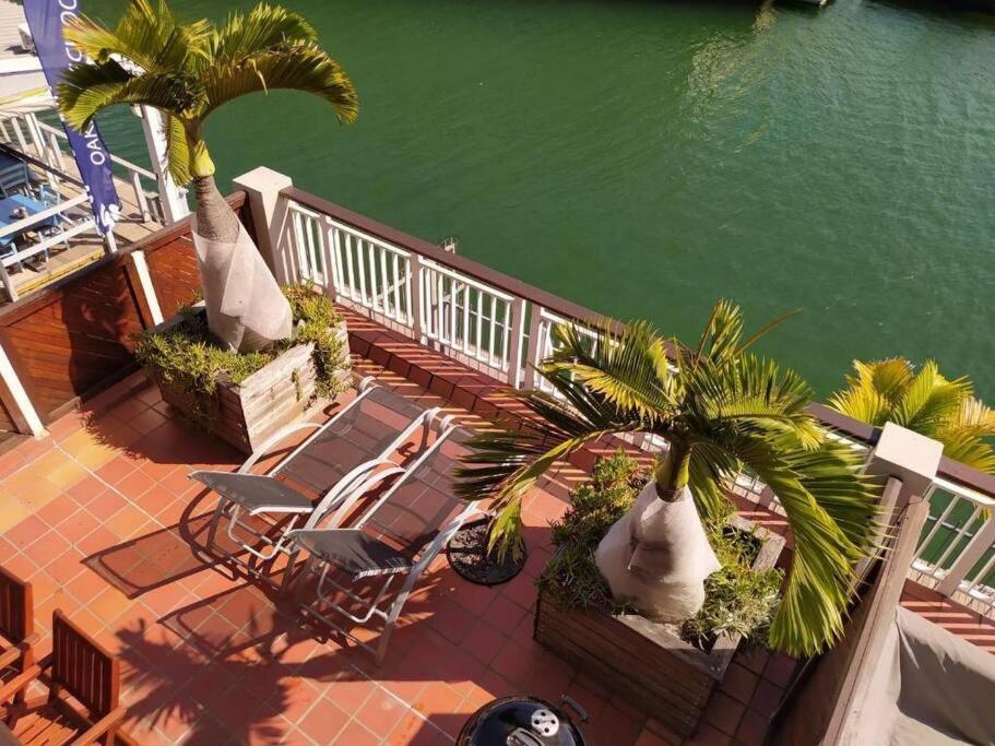 Waterfront - 1 South Quay Lovely Two Bed On Water Knysna Exterior foto